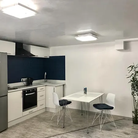 Studio Apollo Apartment *