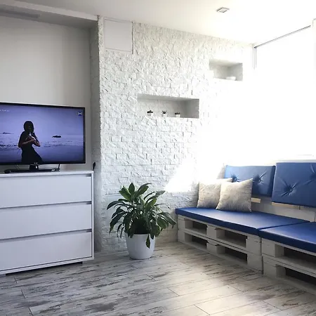 Studio Apollo *